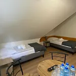 빌라 Jarzebina 두슈니키 즈드로지